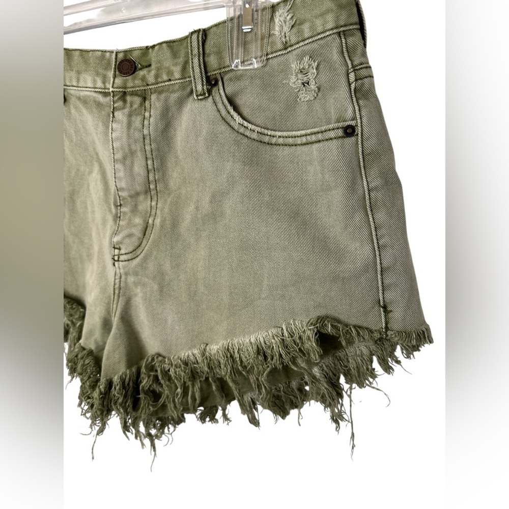 Urban Outfitters BDG High Rise Cheeky Frayed Distressed Green Denim Shorts 32 - Picture 3 of 9